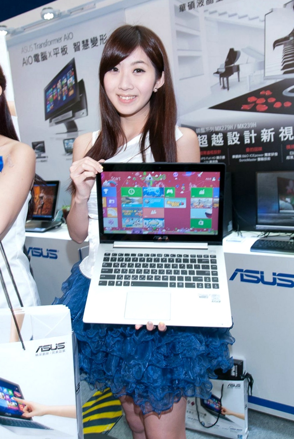 Gallery - 台湾模特 - model安琪：电子数码会展现场清纯靓丽展会模特 - model高清图集台湾气质清纯清新女神 Angel Wang女神私房照_秀色女神 - image 37