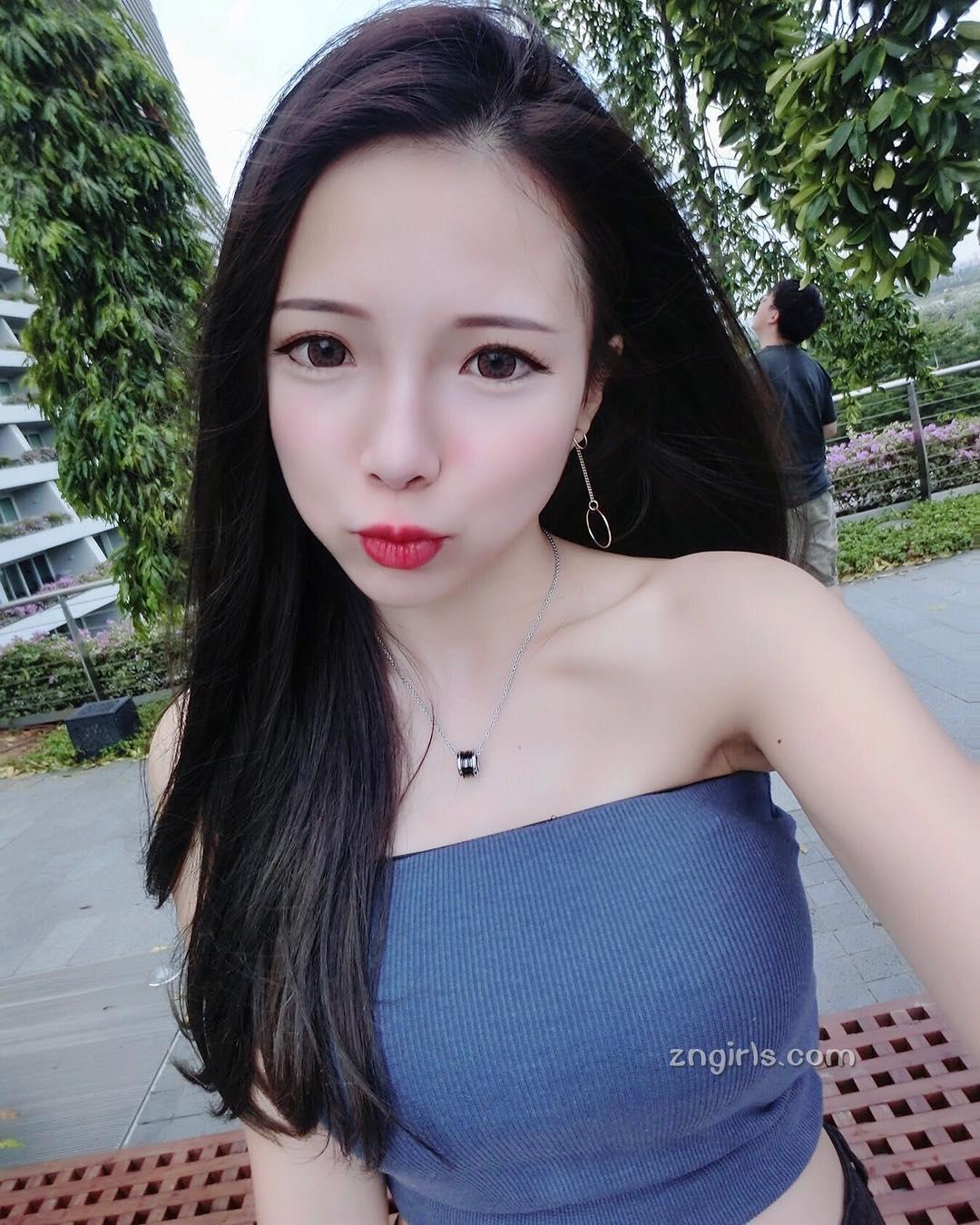 性感DJ蓝丽玲火辣刷盘 台下听众嗨翻天花板