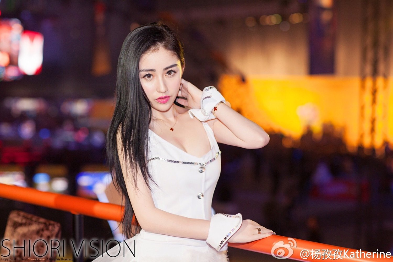 杨甜甜- 气质甜姐儿私房美图