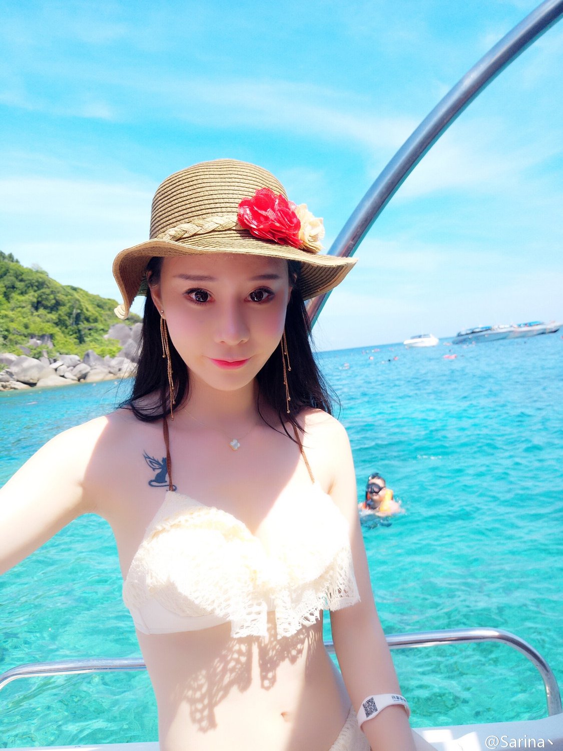 汤维嘉- 美女淘宝老板娘微博私房照
