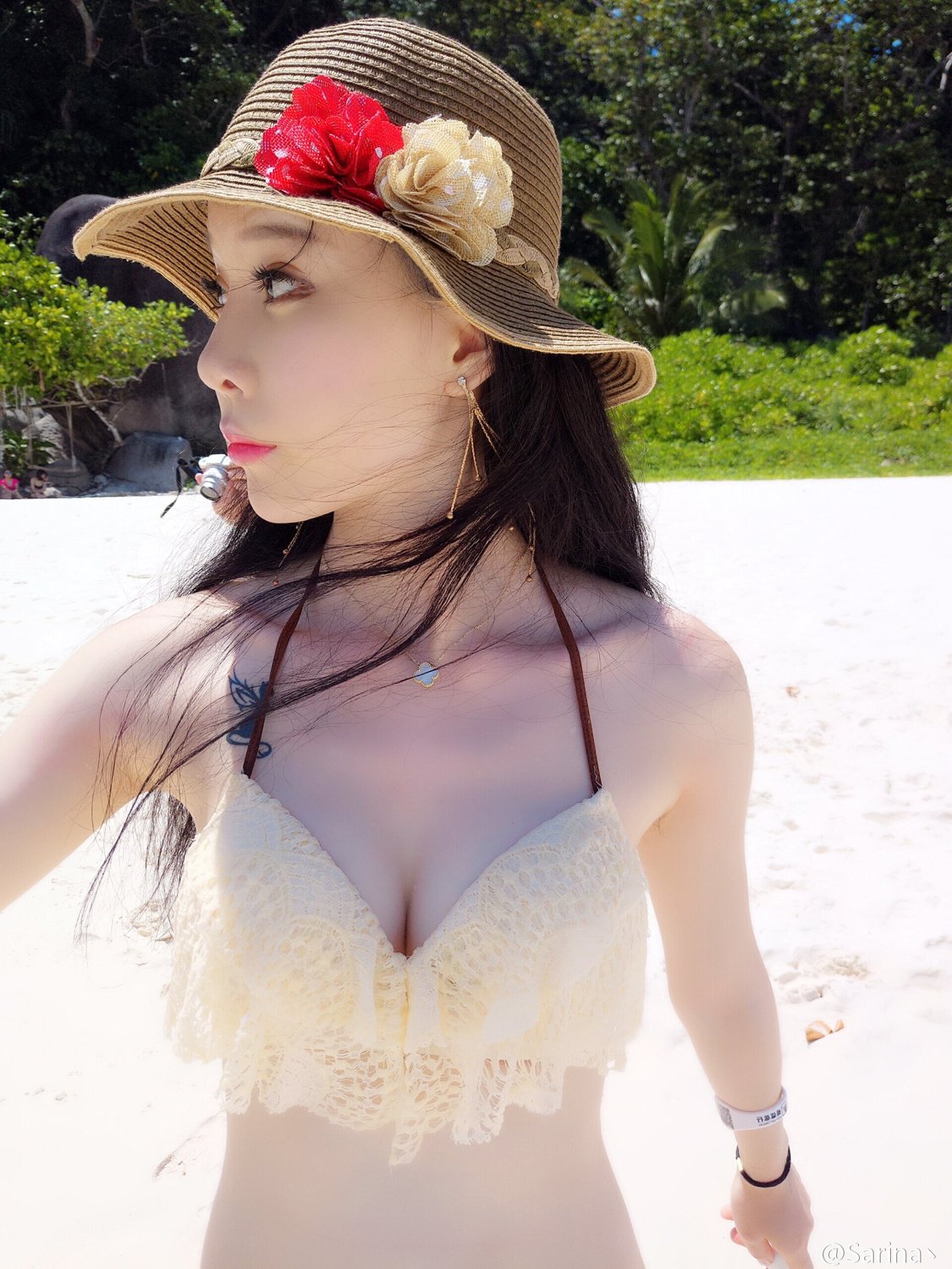 汤维嘉- 美女淘宝老板娘微博私房照