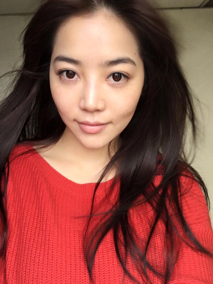 刘方慈- 台湾人气主播FB私房照
