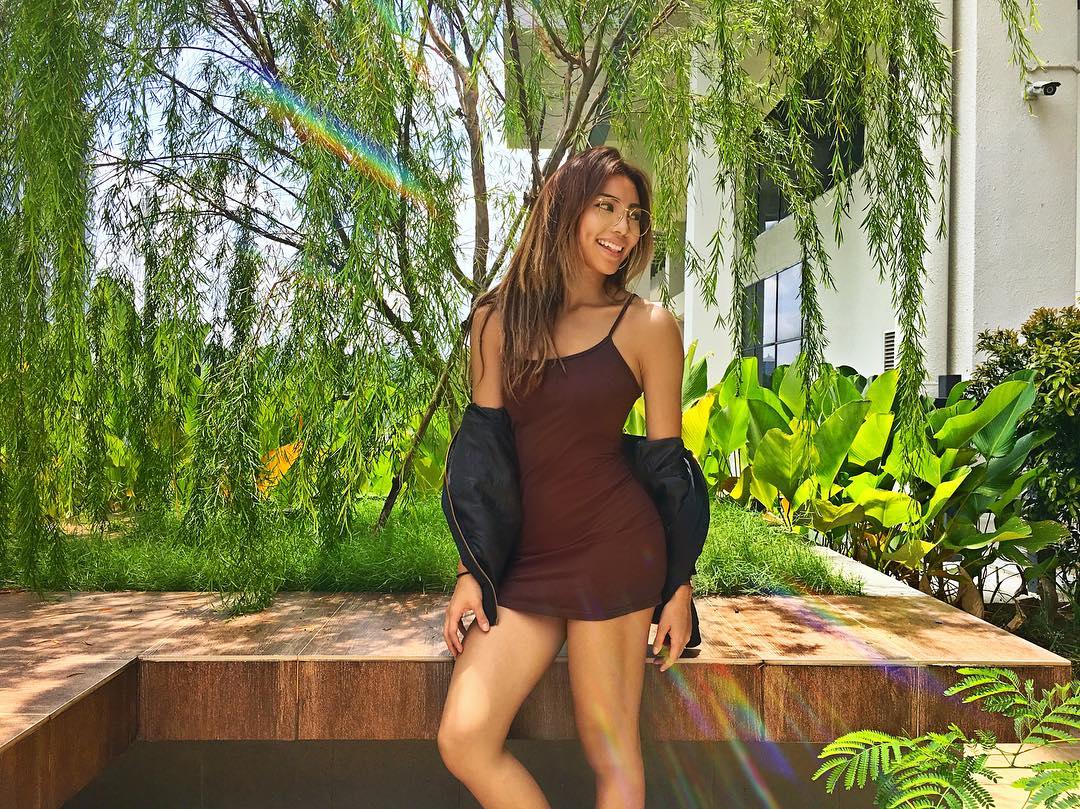 Jazel Lim- 大马翘臀黑美人