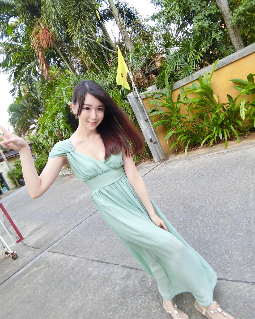 17直播台柱美女张摸摸 好身材真的可以摸