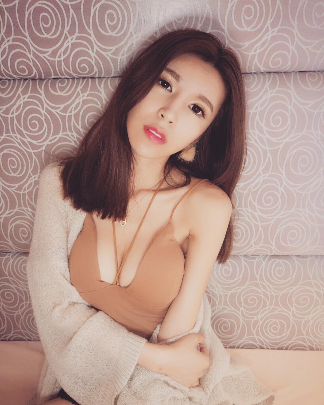 人气网模刘子瑜Vicky 魔鬼身材性感尤物