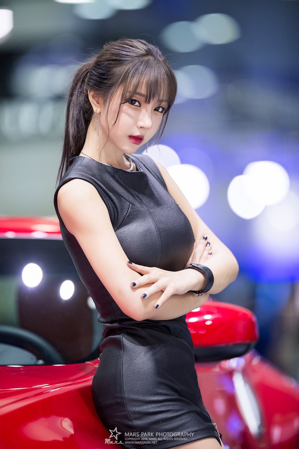 韩国美女Kim Mina 眼角美人痣倍撩人
