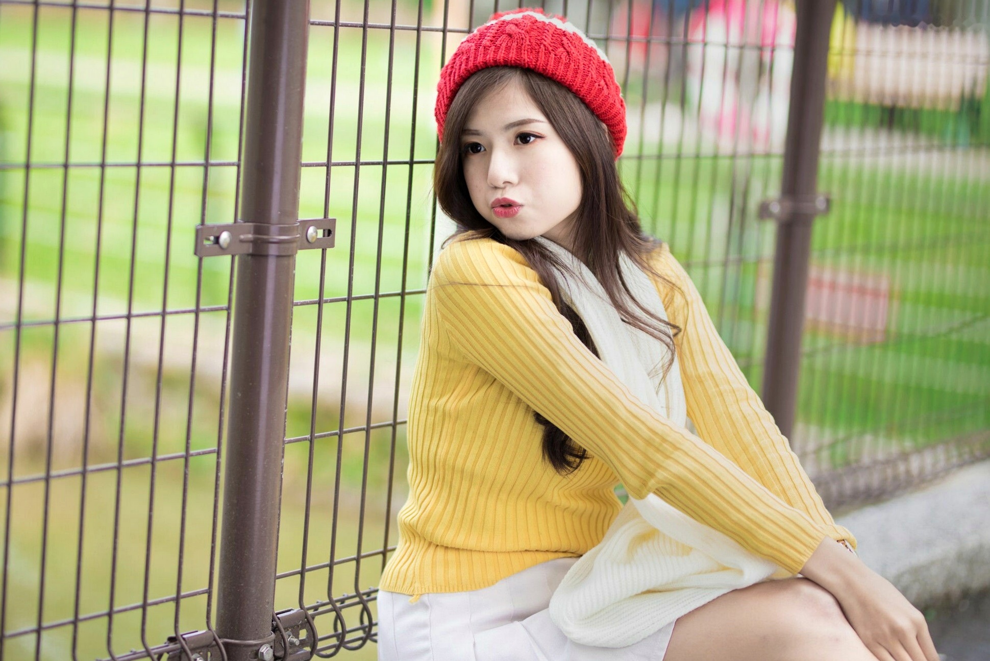 Gallery - 台湾正妹方唯真《青年公园》唯美户外丝袜写真，清新甜美冬日时尚穿搭台湾清新气质户外治愈系 Chubby唯真女神私房照_秀色女神 - image 51