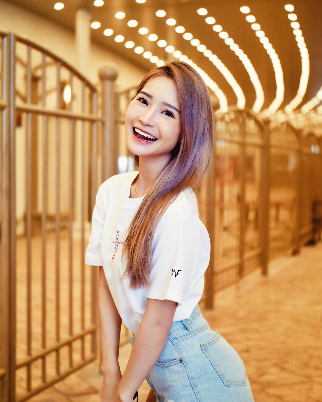 满满福利！超优质「沙滩妹」身材好诱惑