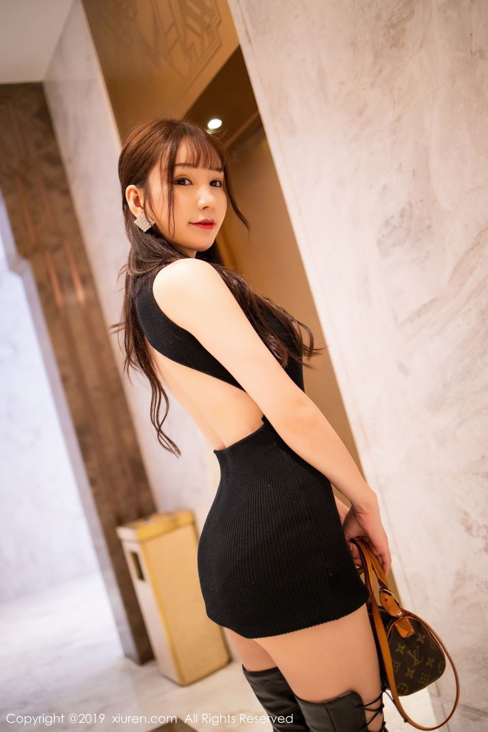 [XIUREN]高清写真图 2019.08.19 周于希Sandy