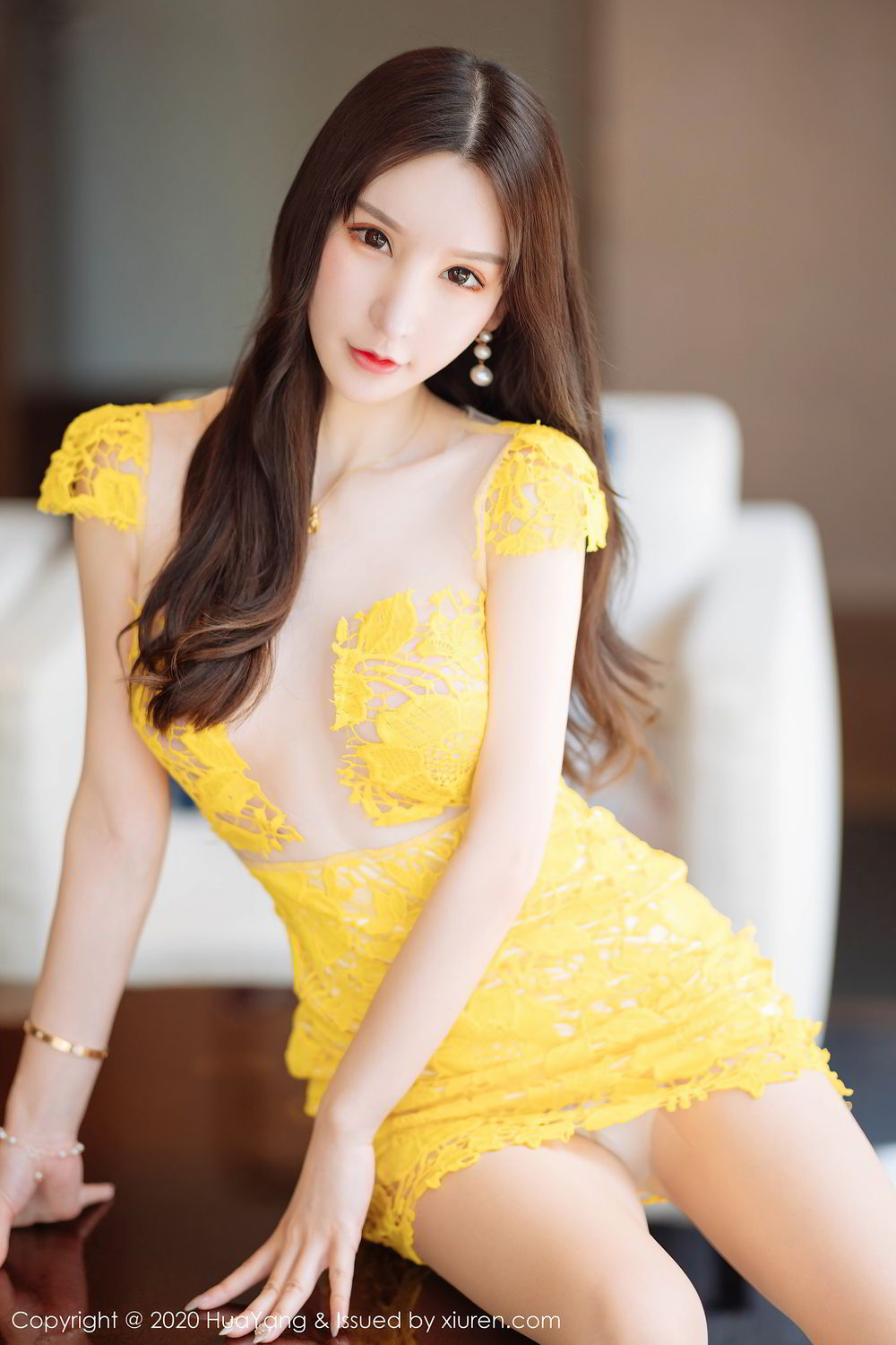 [HuaYang]高清写真图 2020.07.10 VOL.253 周于希Sandy