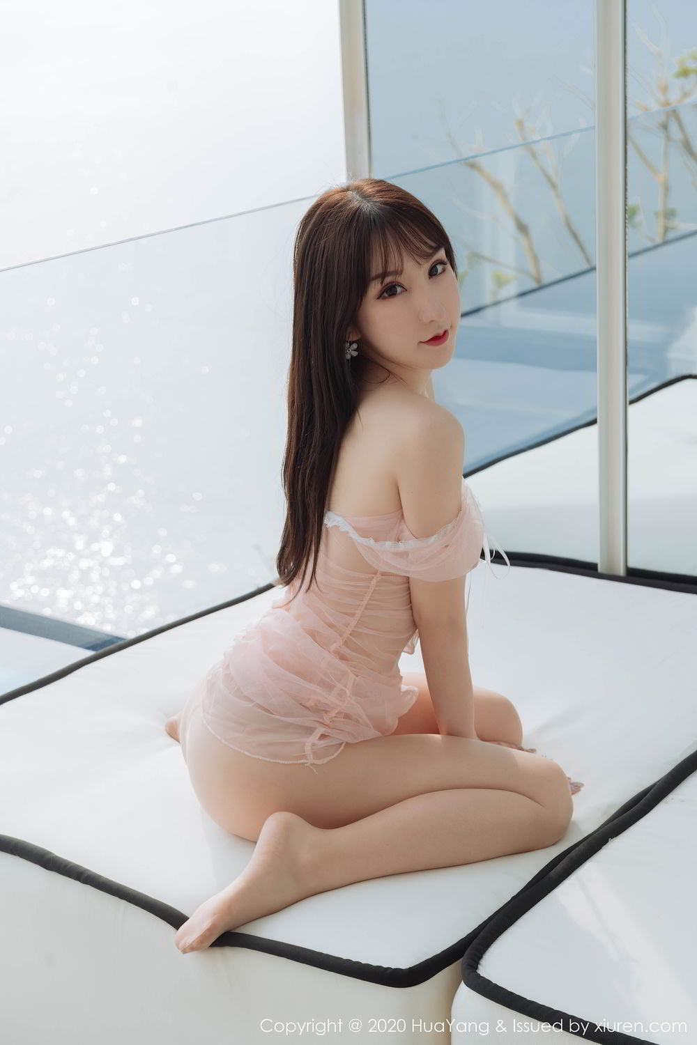 [HuaYang]高清写真图 2020.08.13 VOL.273 周于希Sandy