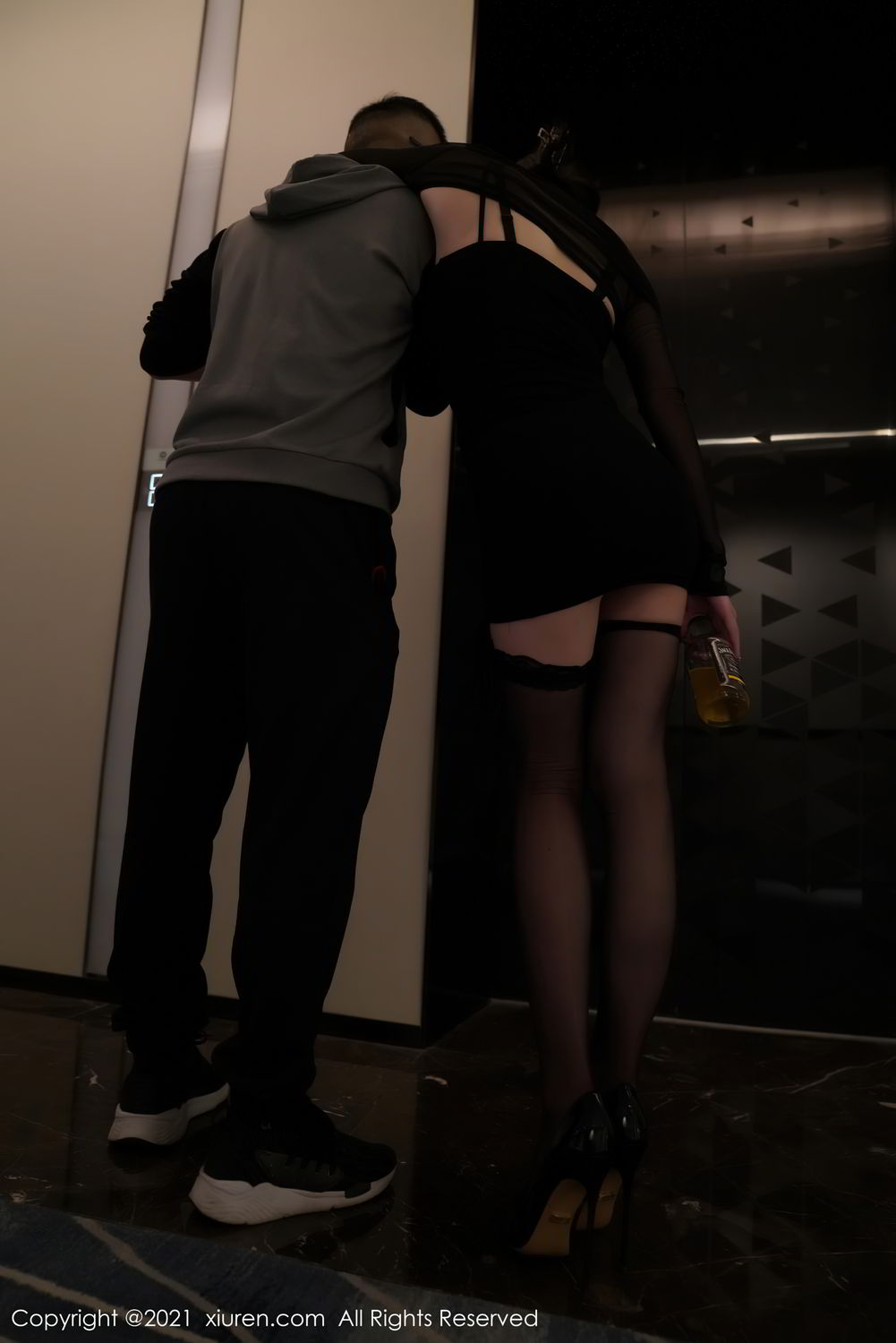 [XiuRen]高清写真图 2021.04.28 VOL.3361 周于希Sandy