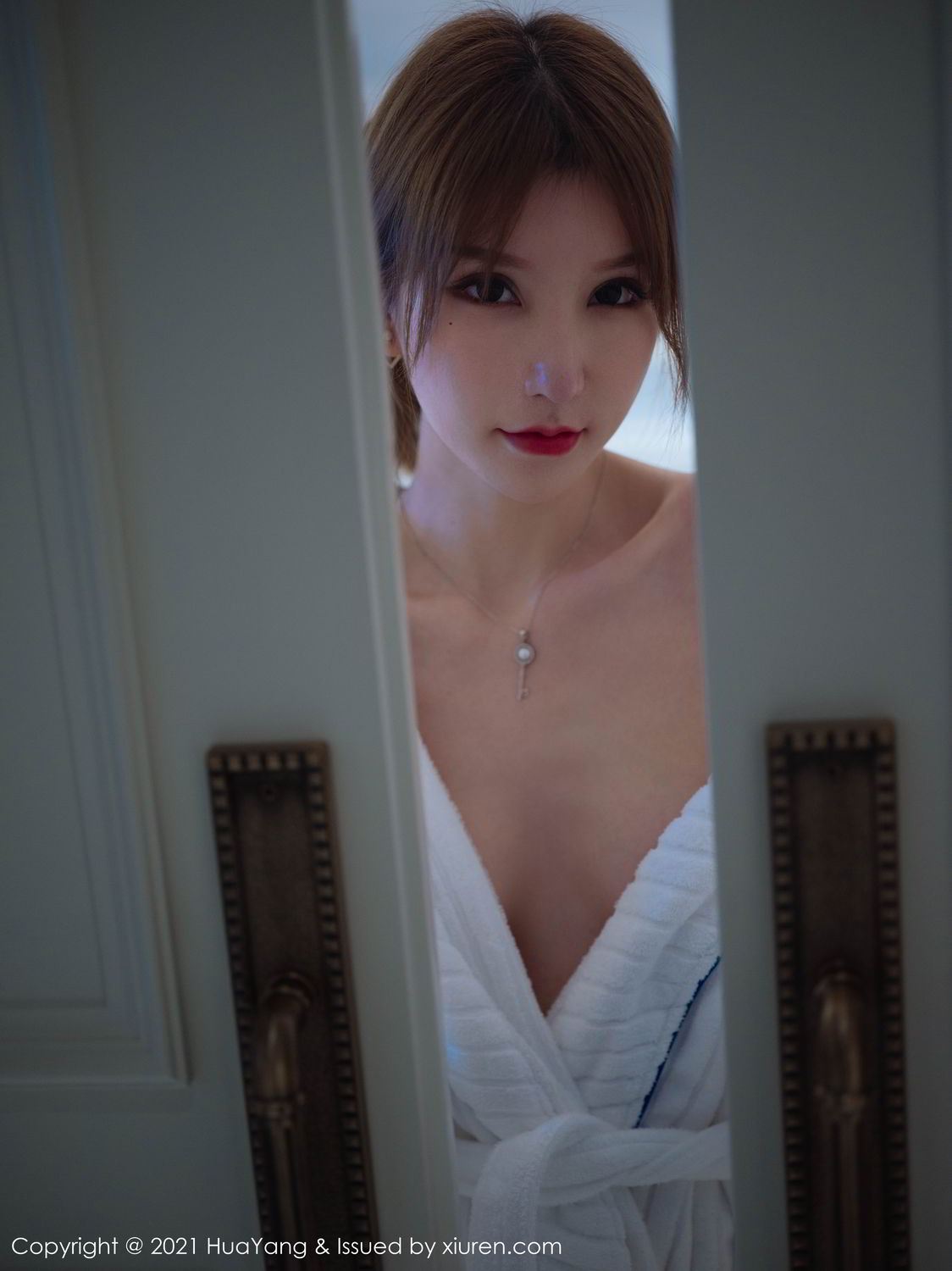 [HuaYang]高清写真图 2021.04.30 VOL.397 周于希Sandy