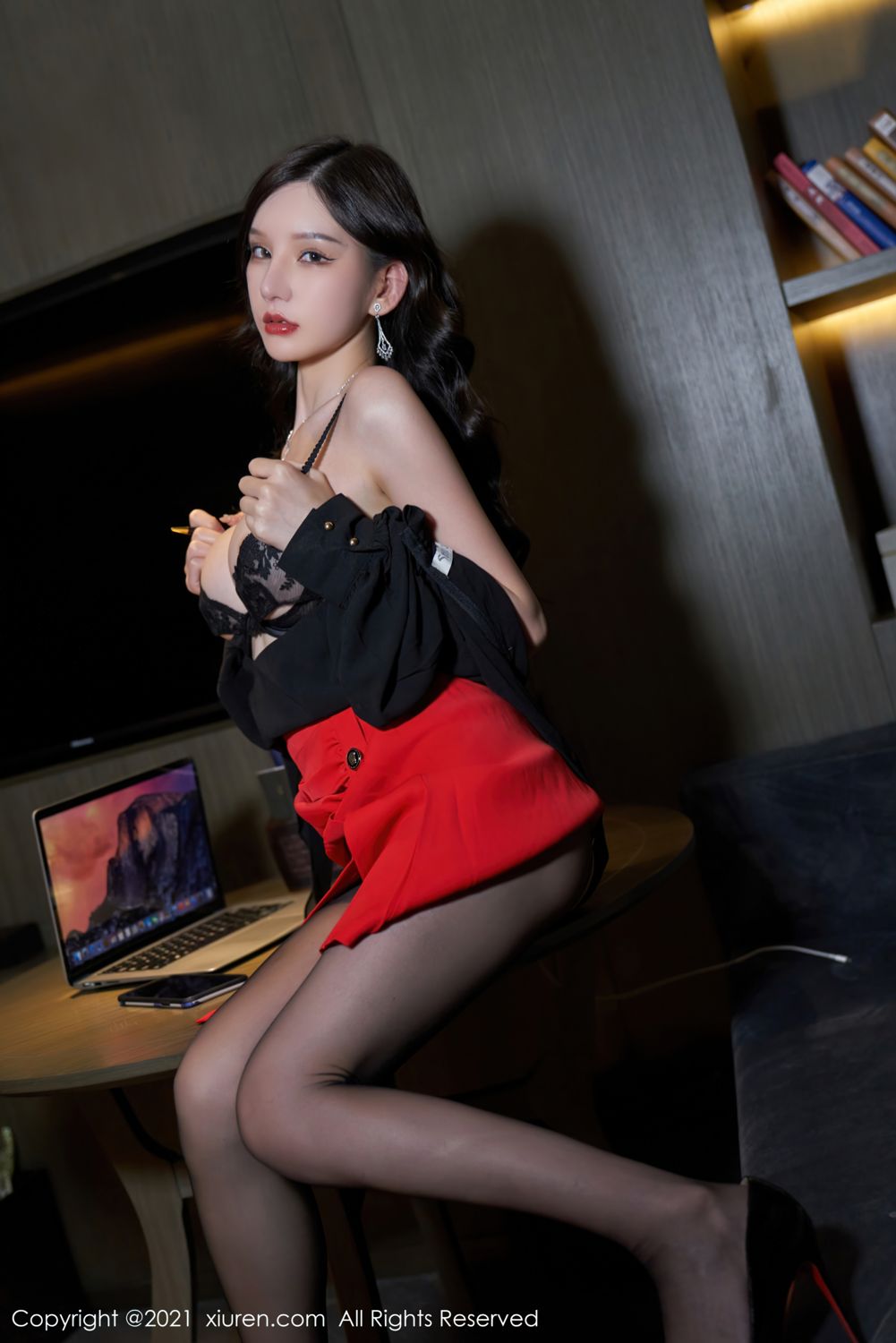 [XiuRen]高清写真图 2021.10.15 No.4075 周于希Sandy