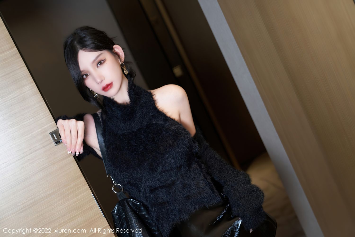 [XiuRen]高清写真图 2022.01.07 No.4437 周于希Sally