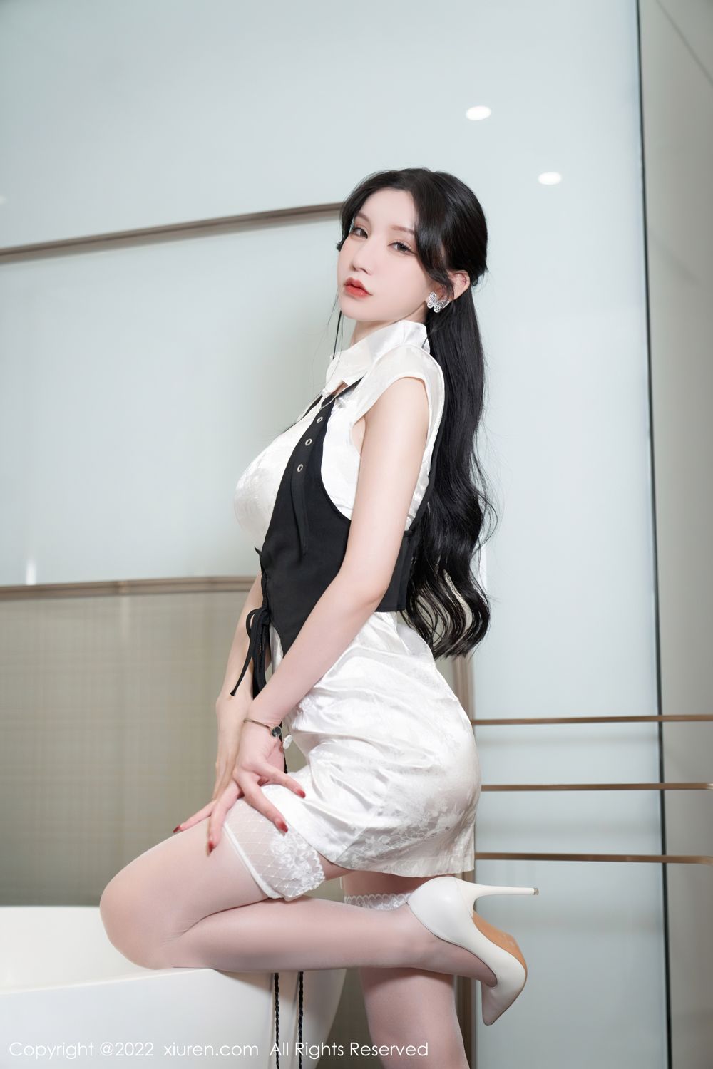 [XiuRen]高清写真图 2022.10.12 No.5701 周于希Sally
