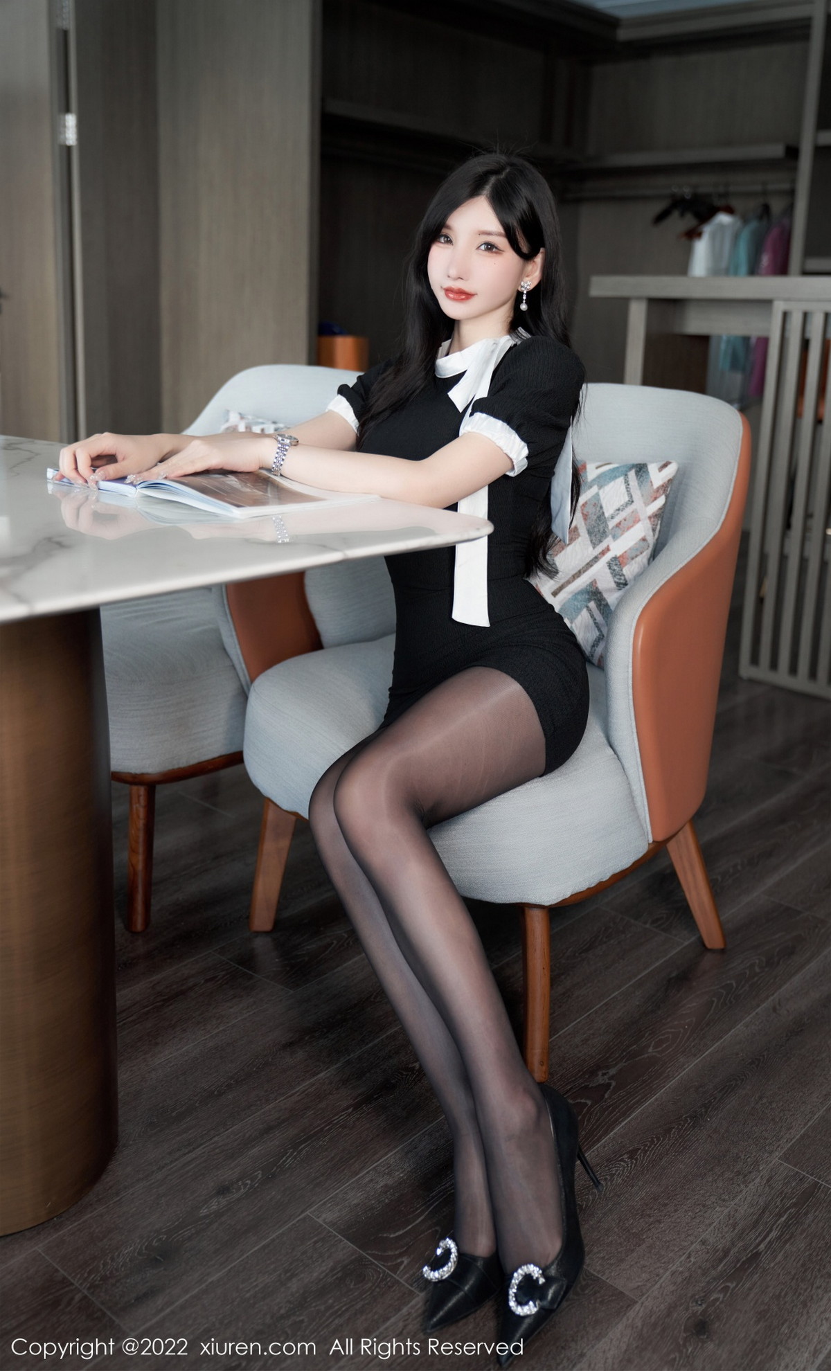 [XiuRen]高清写真图 2022.11.11 No.5848 周于希Sally 黑丝美臀