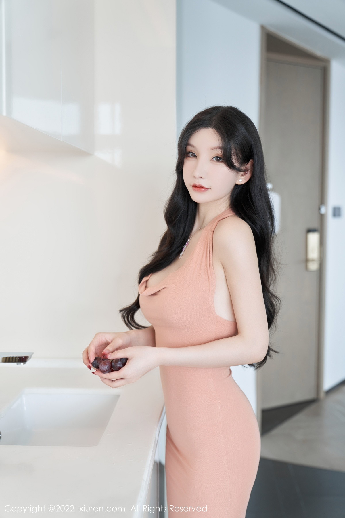 [XiuRen]高清写真图 2022.11.18 No.5881 周于希Sally 成都心愿旅拍