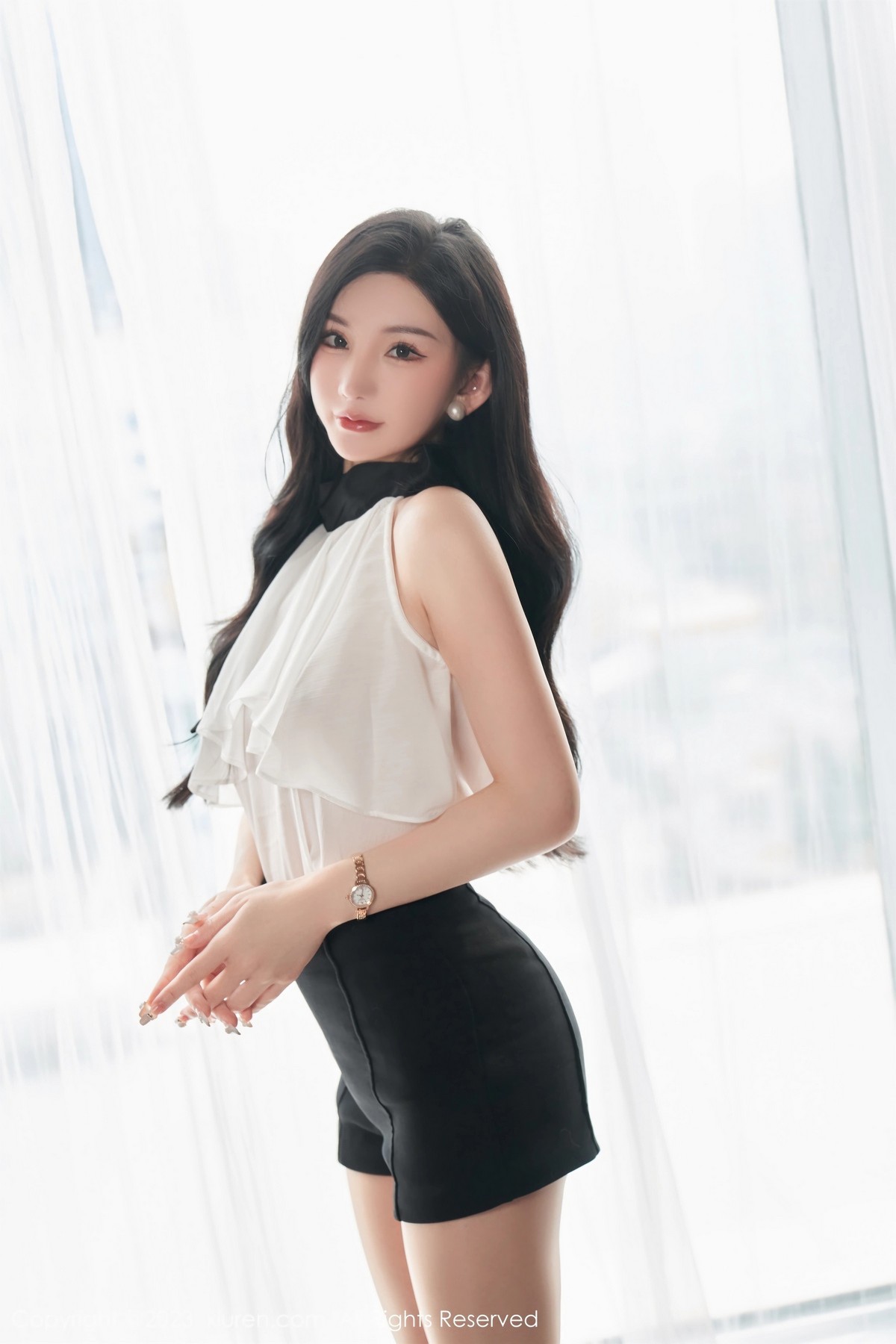 [XiuRen]高清写真图 2023.03.17 No.6435 周于希Sally 美臀丝袜