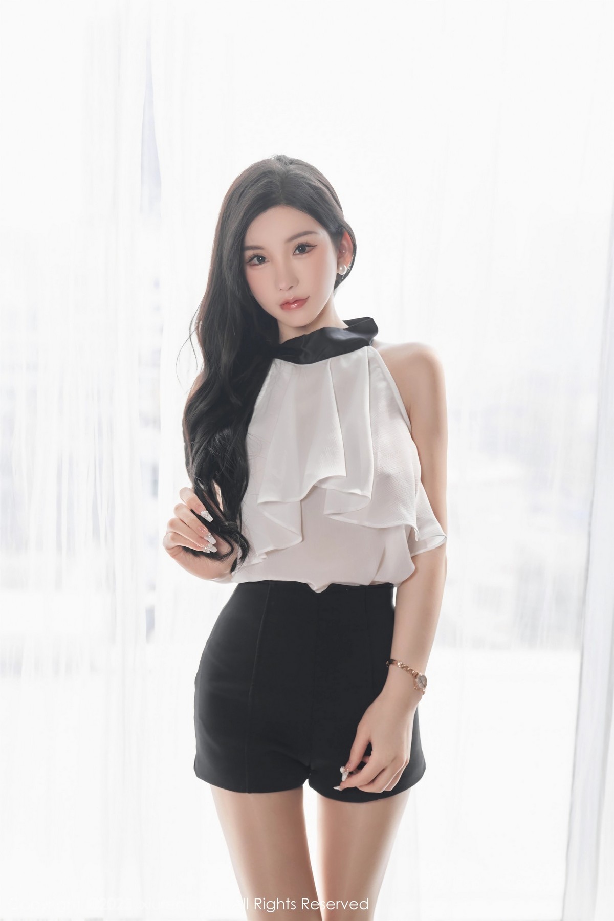 [XiuRen]高清写真图 2023.03.17 No.6435 周于希Sally 美臀丝袜