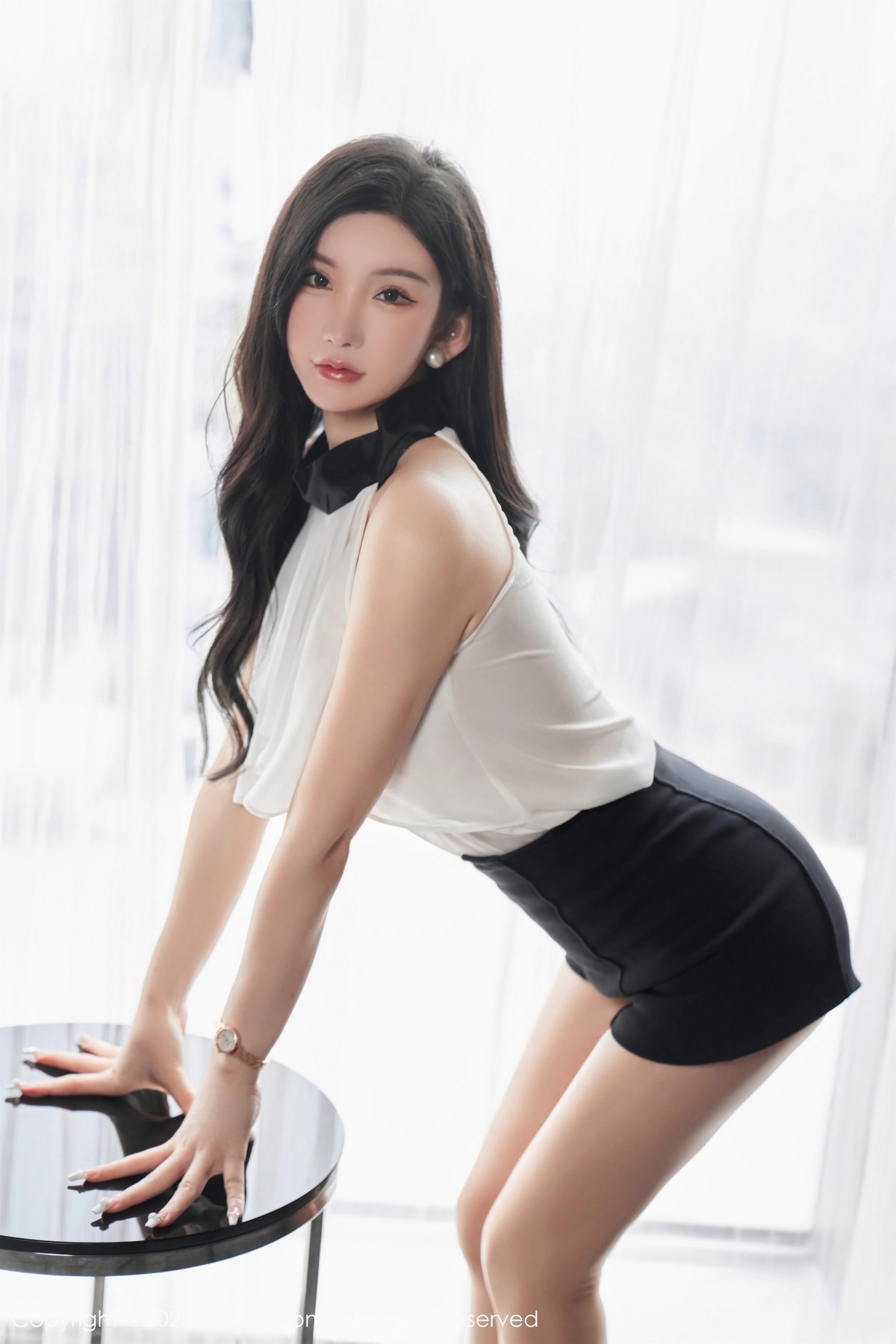 [XiuRen]高清写真图 2023.03.17 No.6435 周于希Sally 美臀丝袜