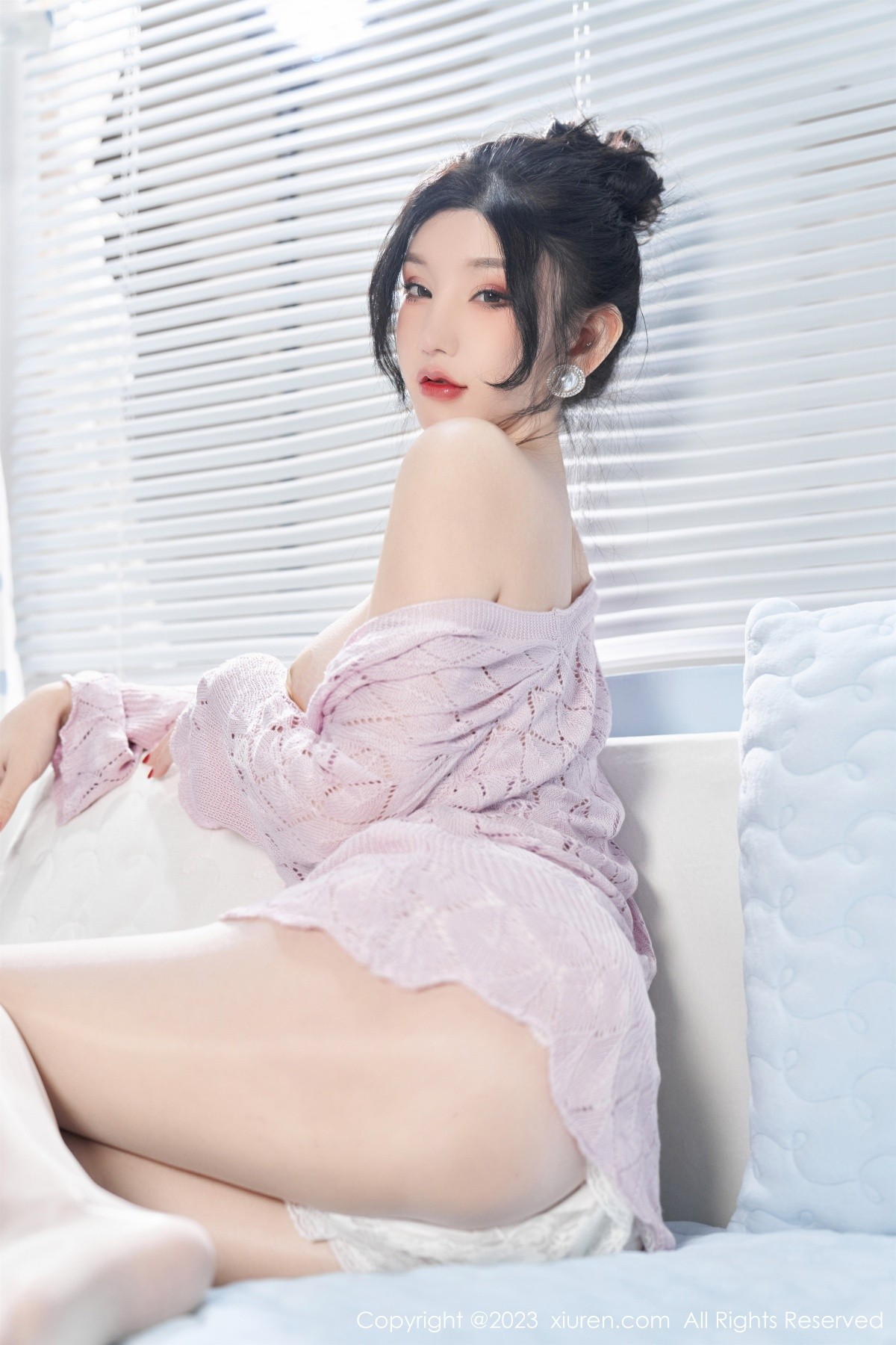 [XiuRen]高清写真图 2023.04.14 No.6580 周于希Sally 妩媚美腿