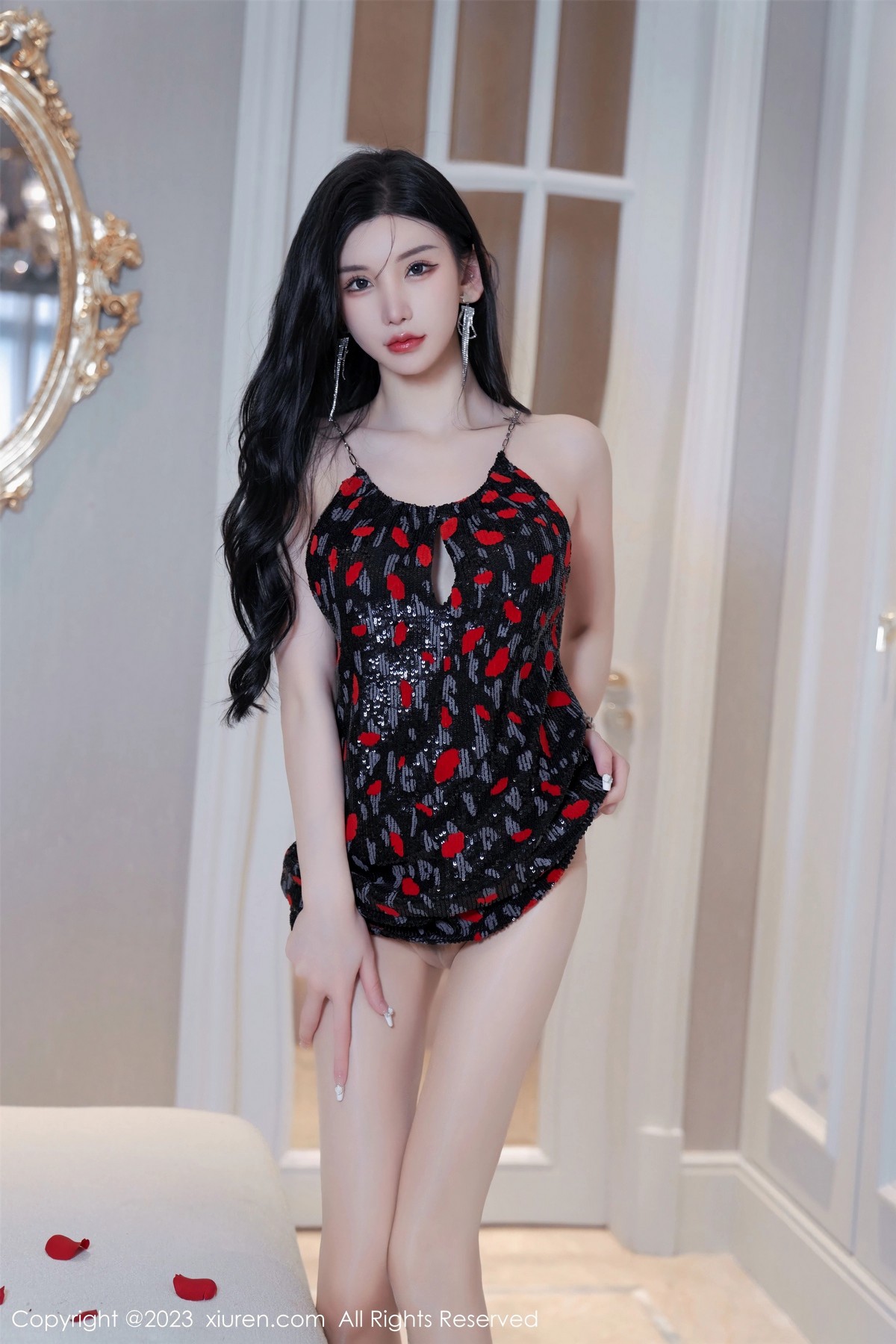 [XiuRen]高清写真图 2023.06.09 No.6894 周于希Sally 丝袜美臀