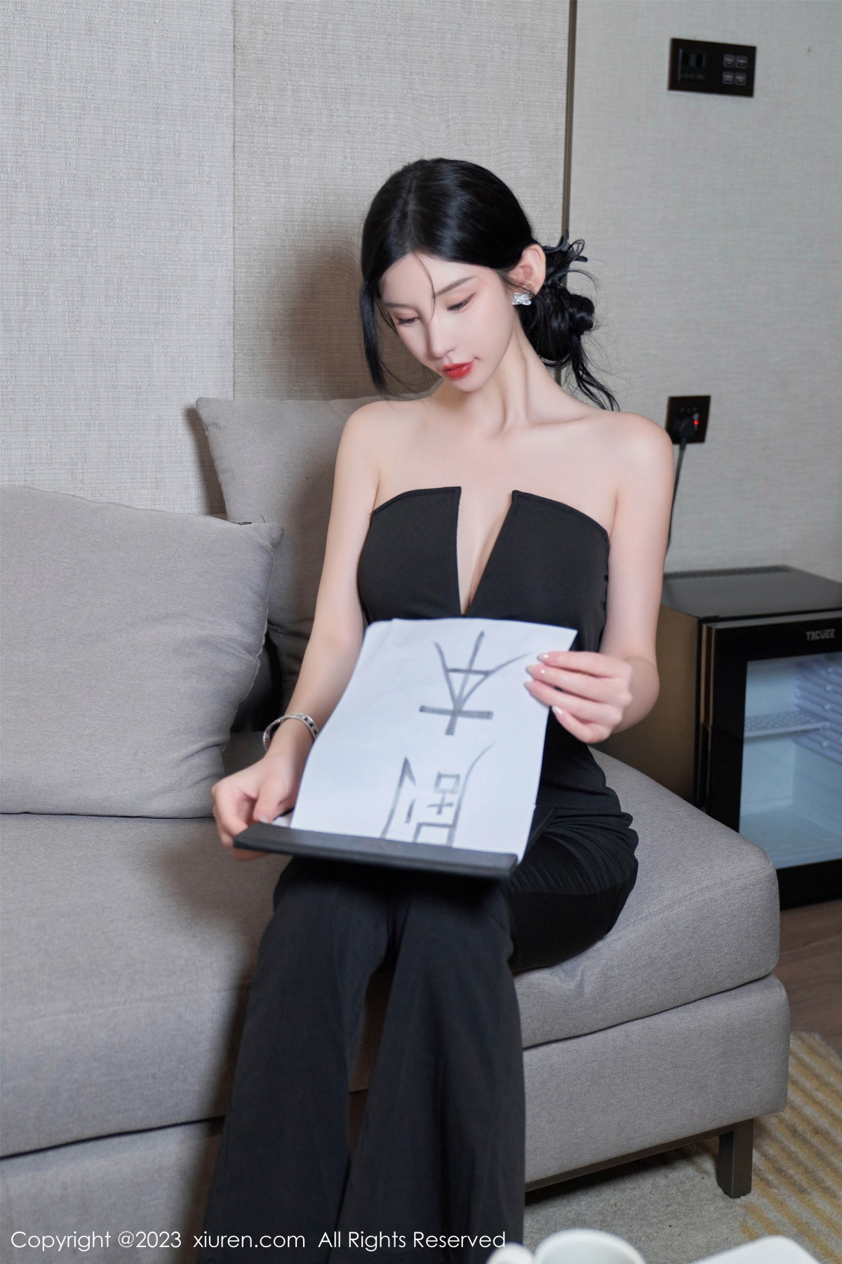 [XiuRen]高清写真图 2023.08.25 No.7289 周于希Sally 丰腴美臀