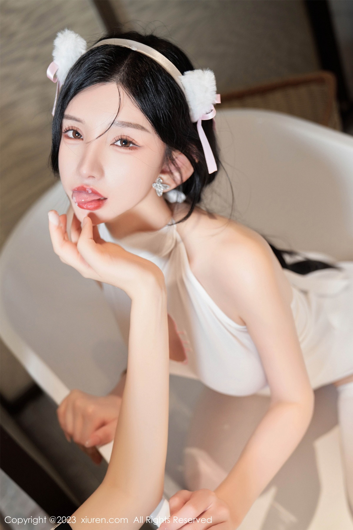 [XiuRen]高清写真图 2023.08.25 No.7289 周于希Sally 丰腴美臀