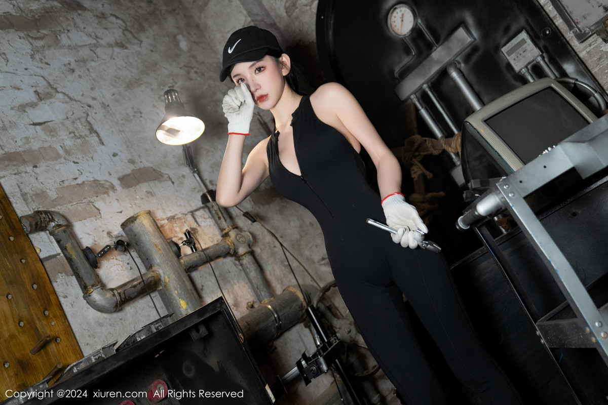 [XiuRen]高清写真图 2024.01.26 No.8027 周于希Sally 丰腴美臀