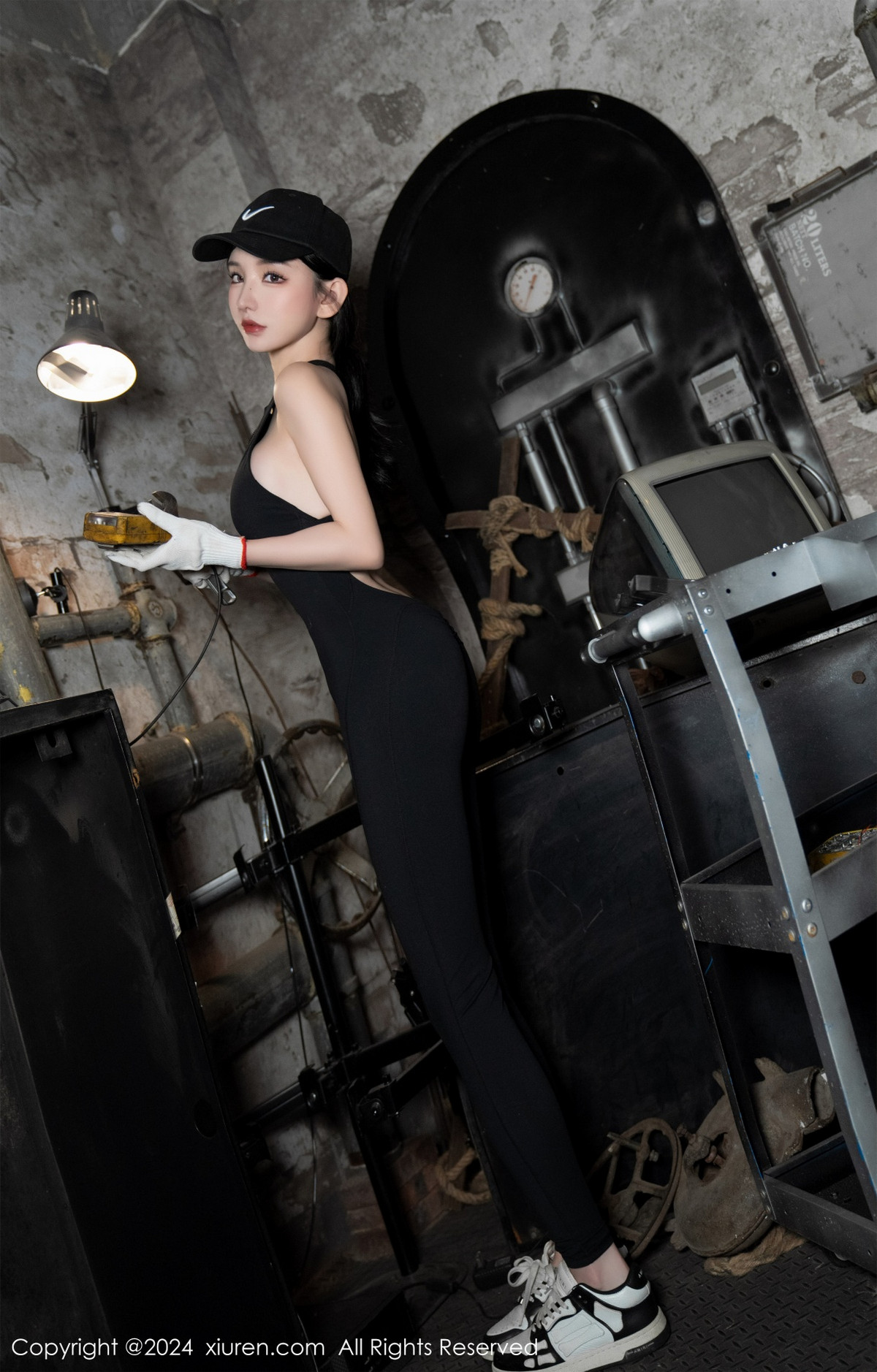 [XiuRen]高清写真图 2024.01.26 No.8027 周于希Sally 丰腴美臀