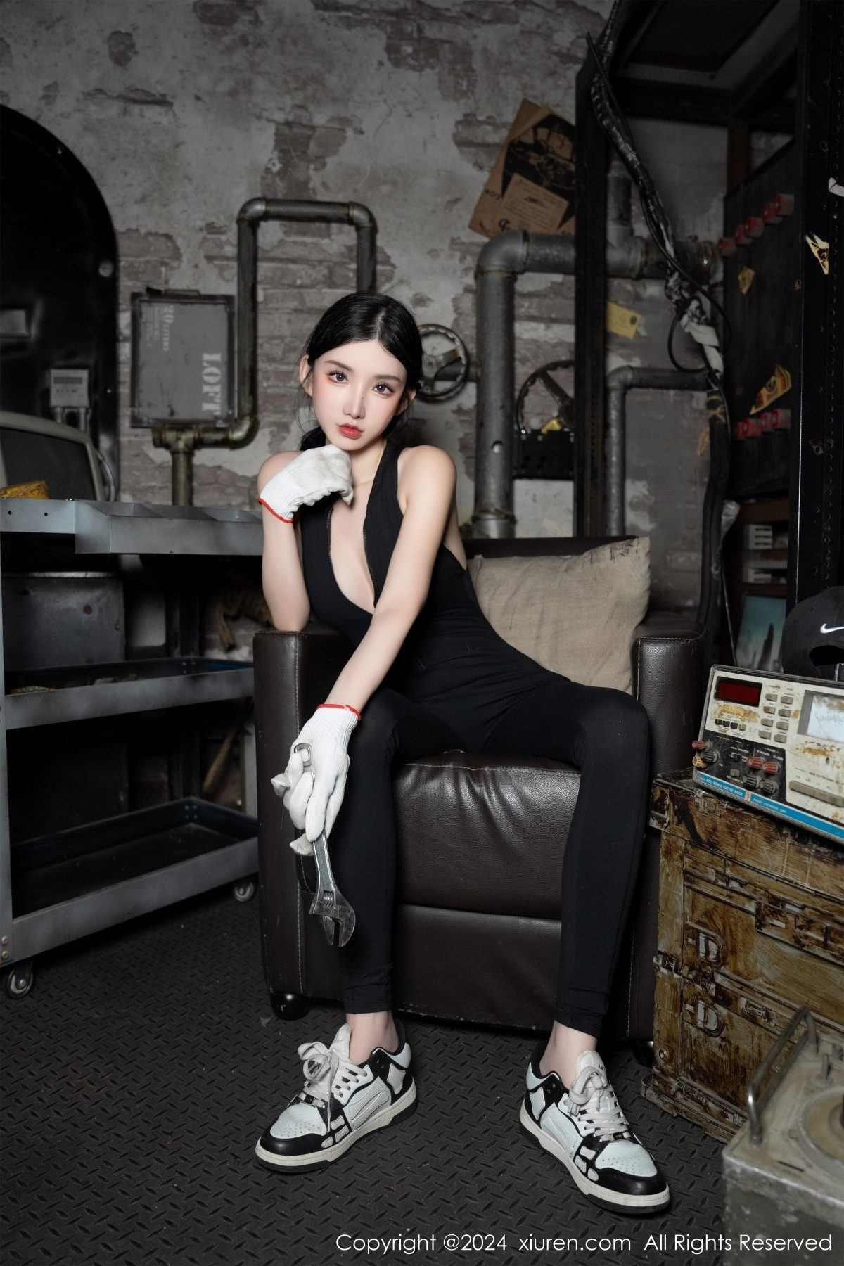 [XiuRen]高清写真图 2024.01.26 No.8027 周于希Sally 丰腴美臀