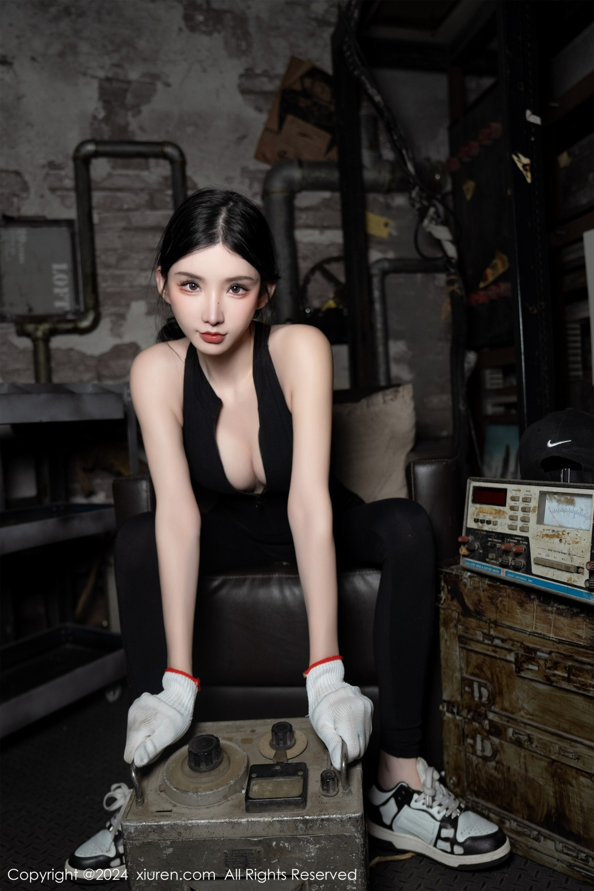 [XiuRen]高清写真图 2024.01.26 No.8027 周于希Sally 丰腴美臀