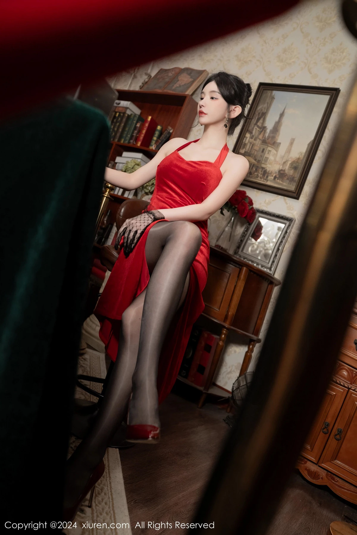 [XiuRen]高清写真图 2024.02.08 No.8097 周于希Sally 黑丝美臀