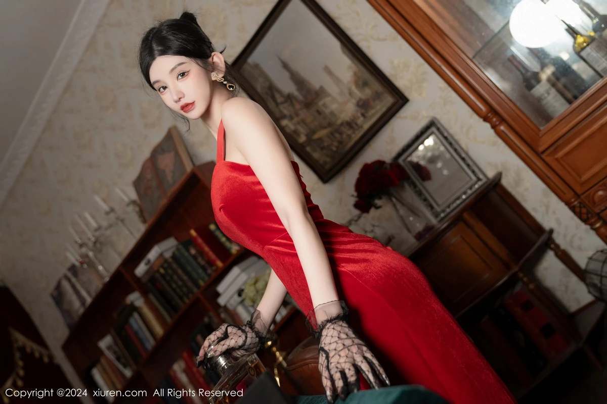 [XiuRen]高清写真图 2024.02.08 No.8097 周于希Sally 黑丝美臀