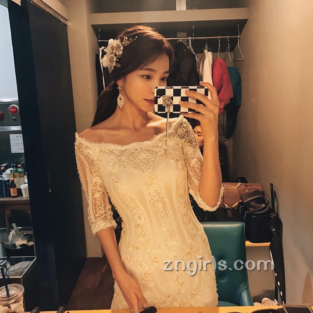 韩国超正模特池允美 简直就是衣服架子