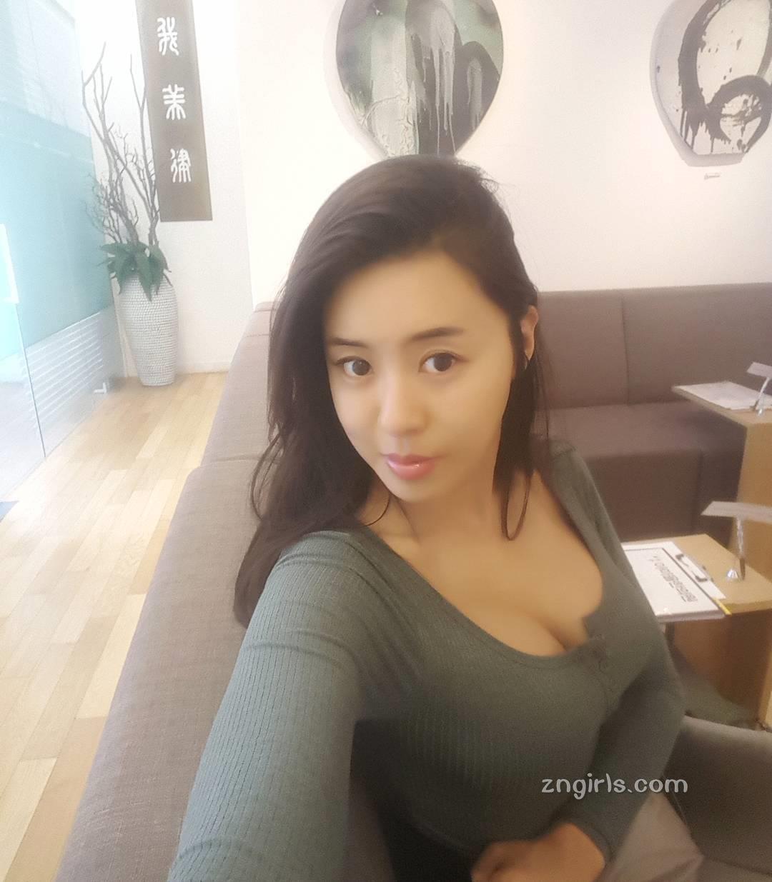 韩国健美女神文世琳 前凸后翘的曼妙曲线