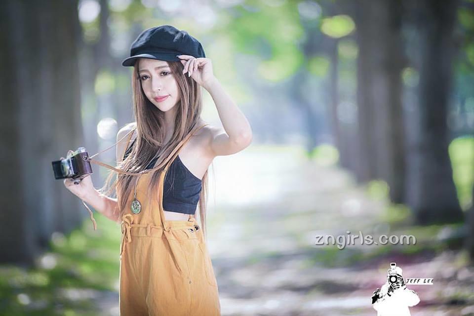 「触觉系」正妹陈予Fairy 厌世脸外拍女神私房照