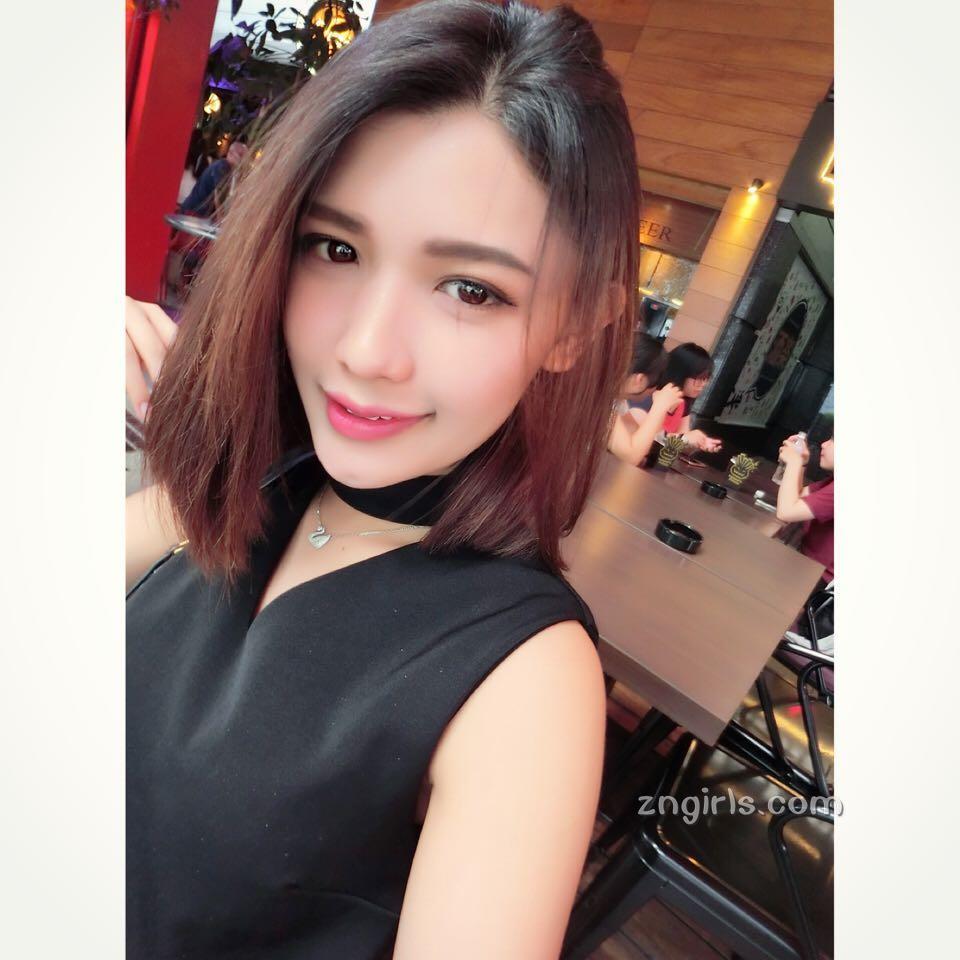 马国美女尤上人 人美心更美
