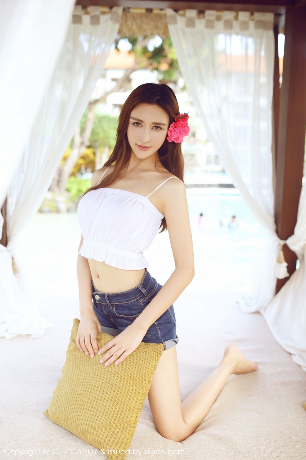 混血模特伊莉娜 出水芙蓉脱俗美丽