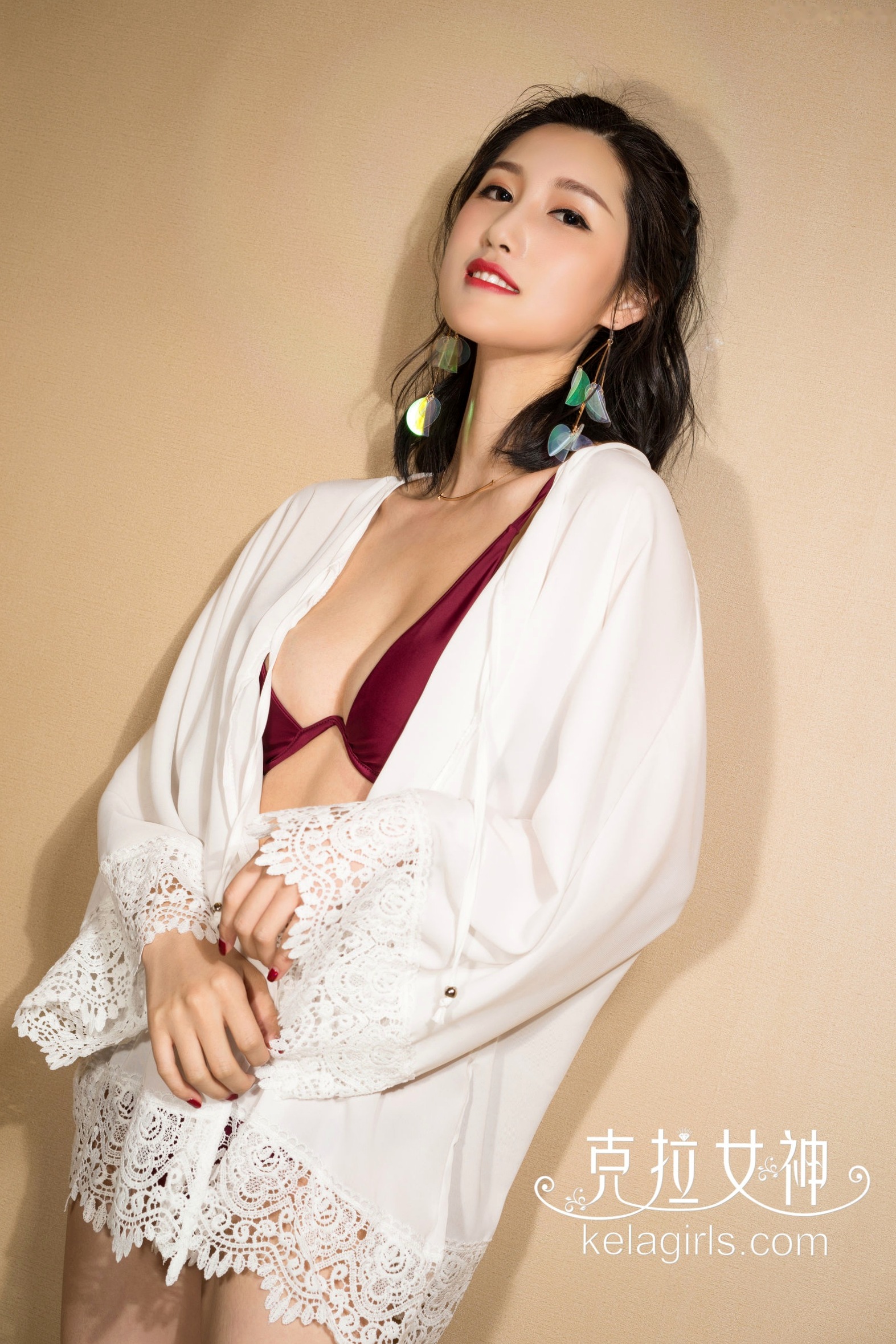 Gallery - KelaGirls克拉女神-2018.05.21-王睿-清凉一夏：室内私房比基尼搭蕾丝罩衫写真性感诱惑比基尼私房照女神 王睿女神私房照_秀色女神 - image 8