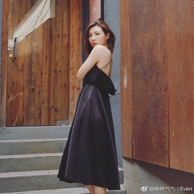 温柔女孩顾伊雯 时尚微博写真