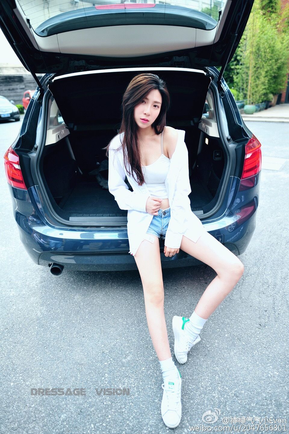 温柔女孩顾伊雯 时尚微博写真