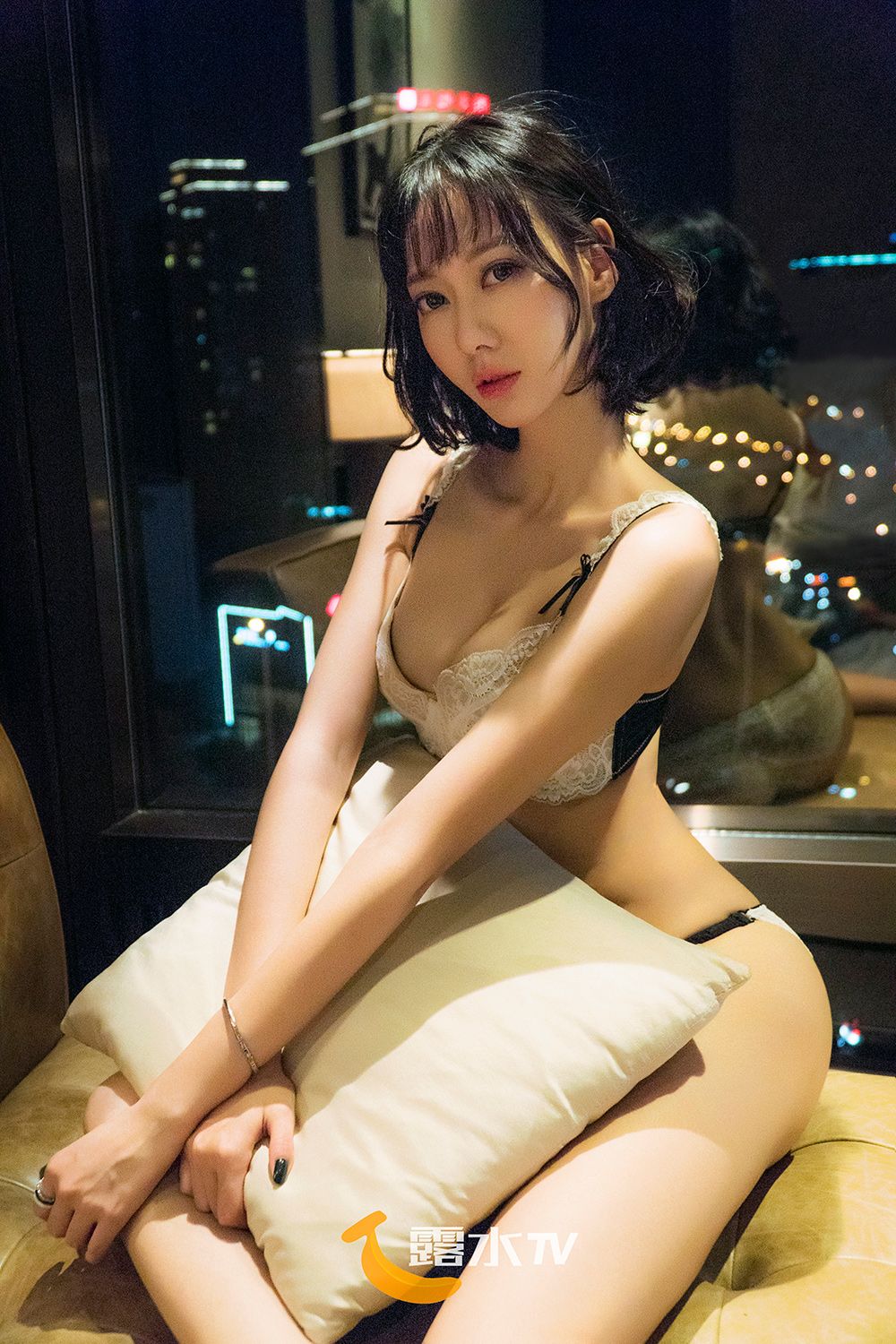 艺轩- [露水TV]高清写真图 内衣诱惑