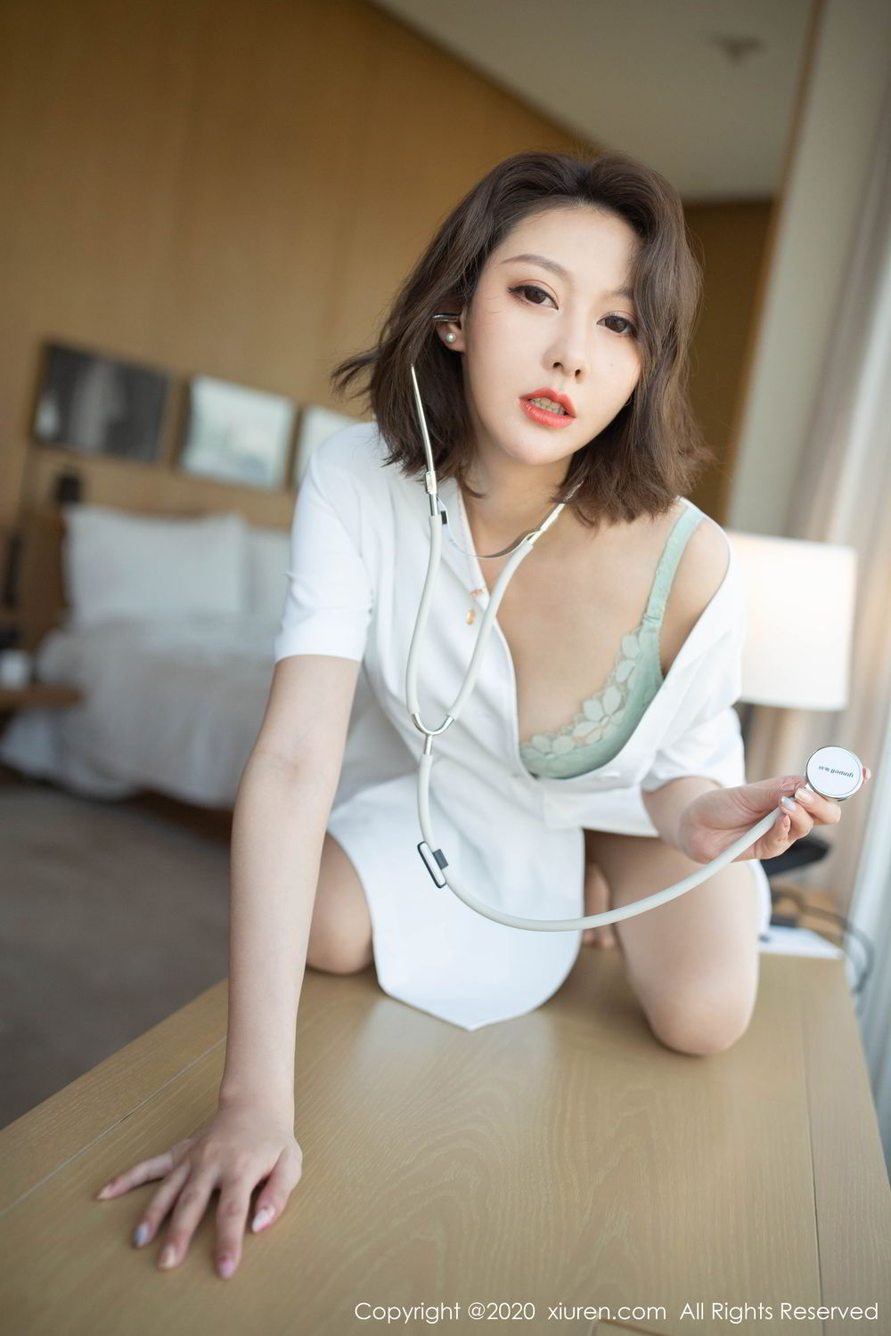 [XiuRen]高清写真图 2020.04.28 艺轩