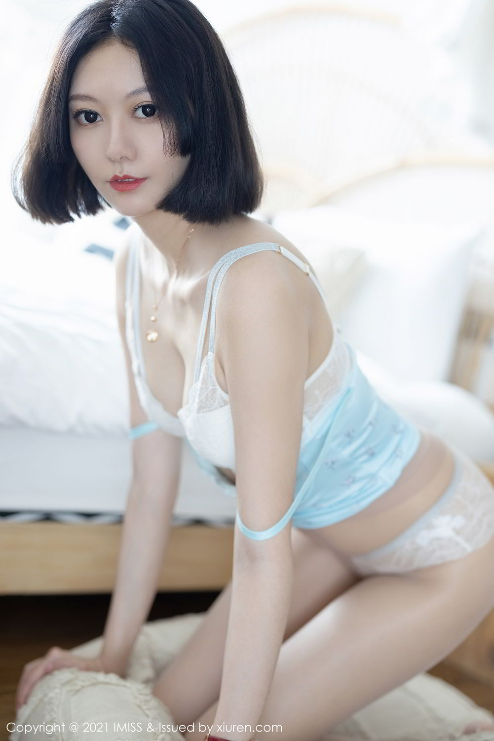 气质美女艺轩 袅袅撩人心扉