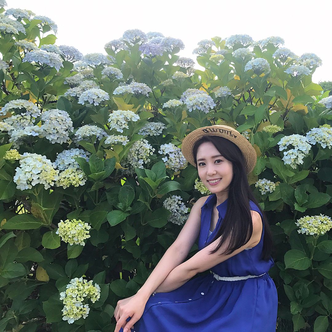 体育美女播报员郑珠姬 气质高雅身材高挑