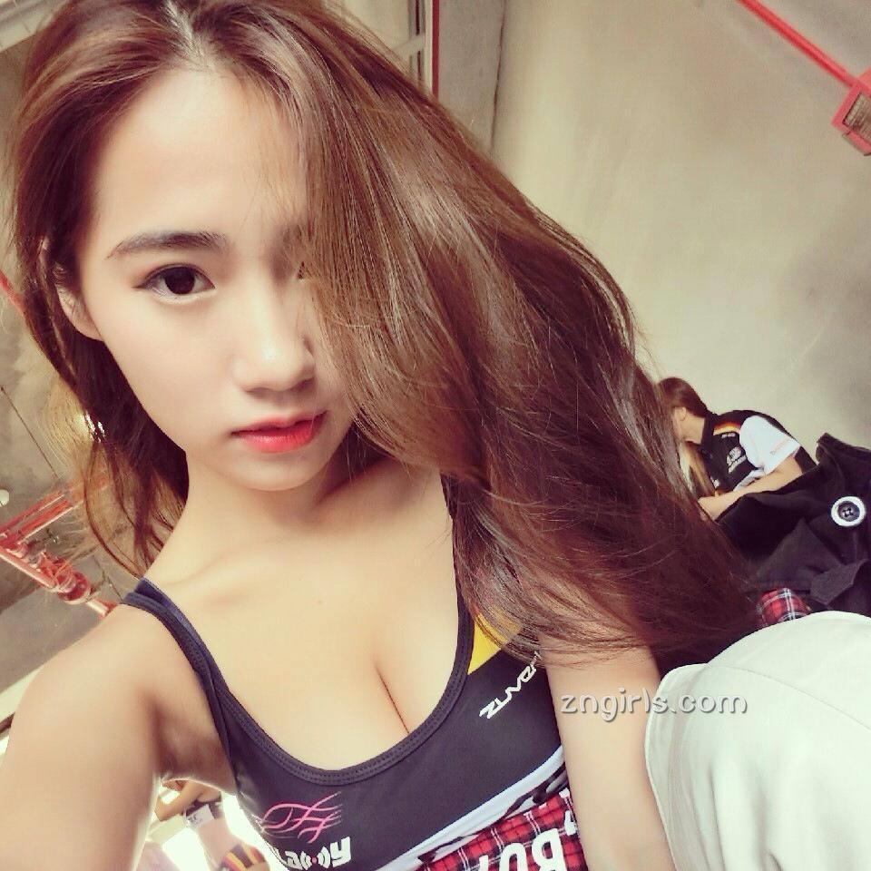 台湾正妹林晏愉 清新甜美根本天菜