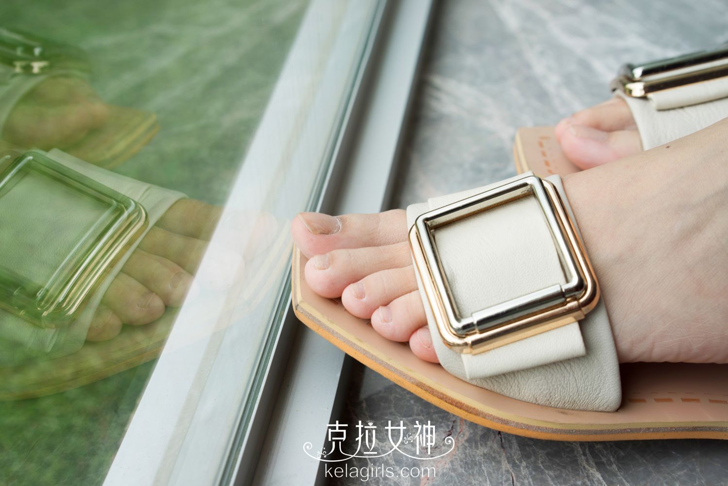 南韩嫩模宋智珍 《校花美足》语录