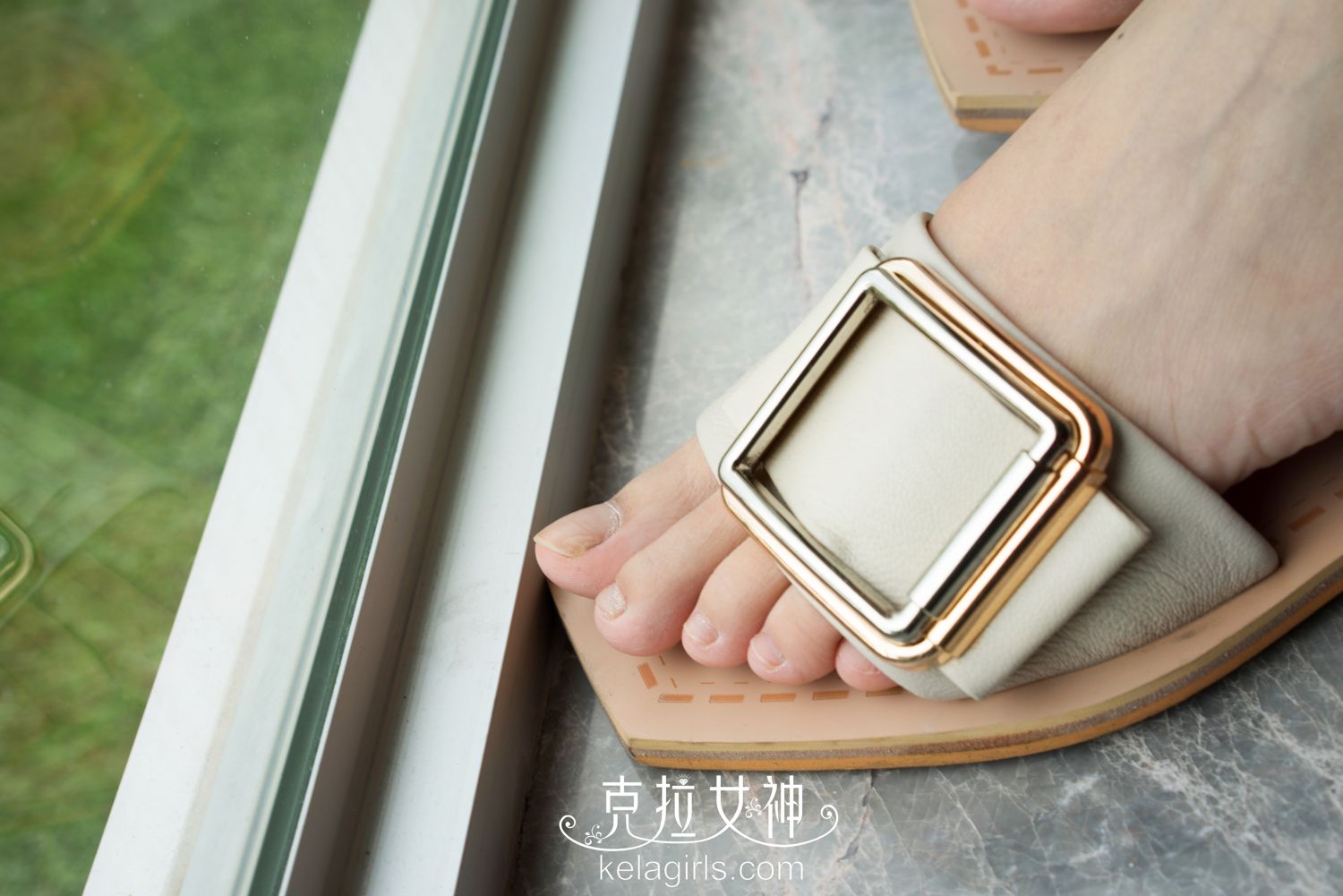 南韩嫩模宋智珍 《校花美足》语录